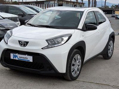 Usata Toyota Aygo X Active 72 CV (52 kW) 2025 Bianco SUV