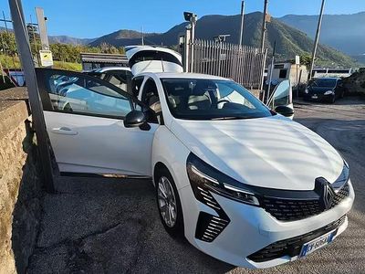 Usata Renault Clio V Evolution 100 CV (73 kW) 2024 Bianco Berlina