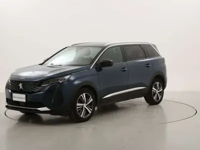 Usata Peugeot 5008 Allure 131 CV (96 kW) 2022 Blu SUV