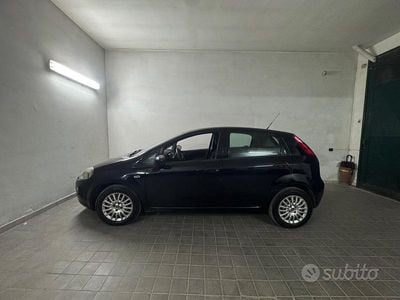 Usata Fiat Punto 77 CV (56 kW) 2016 Utilitaria