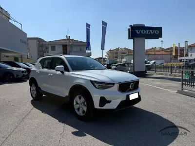 Nuova Volvo XC40 163 CV (119 kW) 2026 Bianco SUV