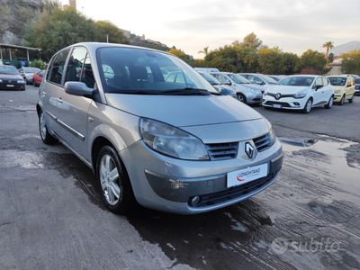 usata Renault Scénic III Grand Scénic 1.9 dCi/130CV Confort