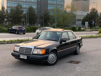 usata Mercedes E200 E 200 cat Elegance