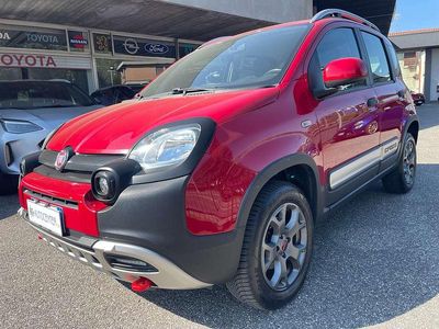 Begagnad Fiat Panda Cross Cross 95 HK (69 kW) 2016 Röd Halvkombi