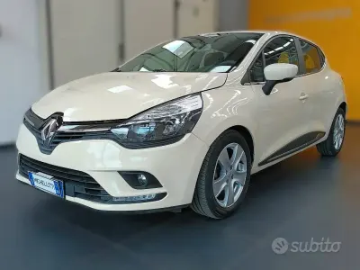 Usata Renault Clio IV Zen 75 CV (55 kW) 2017 Bianco Berlina