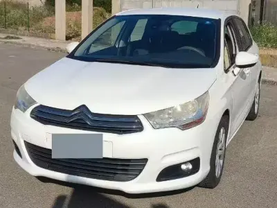 Usata Citroën C4 90 CV (66 kW) 2012 Bianco Berlina
