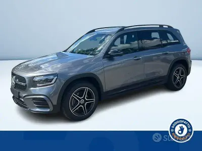 Nuova Mercedes GLB200 AMG 150 CV (110 kW) 2026 Grigio SUV