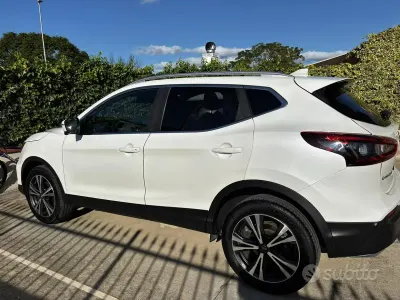 Usata Nissan Qashqai N-Connecta 116 CV (85 kW) 2021 Bianco SUV