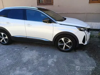 Usata Peugeot 3008 131 CV (96 kW) 2023 Bianco SUV