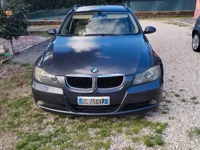 Usata BMW 320 177 CV (130 kW) 2006 Blu Station wagon