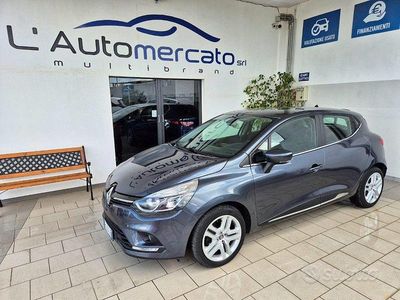 Usata Renault Clio IV Intens 75 CV (55 kW) 2017 Grigio Berlina