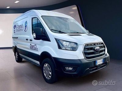 Usata Ford E-Transit Trend 135 kW (184 CV) 2023 Bianco Furgone