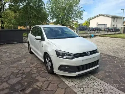 Usata VW Polo R-line 60 CV (44 kW) 2013 Bianco Utilitaria