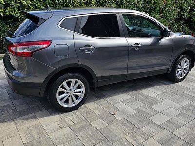 Usata Nissan Qashqai 131 CV (96 kW) 2015 Grigio SUV
