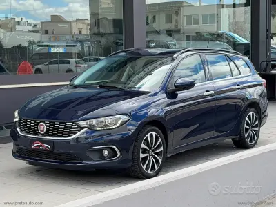 Usata Fiat Tipo Lounge 120 CV (88 kW) 2017 Blu Station wagon
