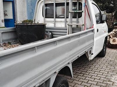 Gebraucht Hyundai H-1 100 PS (73 kW) 2005 Weiß Van / Kleinbus