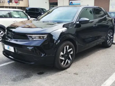 Usata Opel Mokka 135 CV (99 kW) 2025 Nero SUV