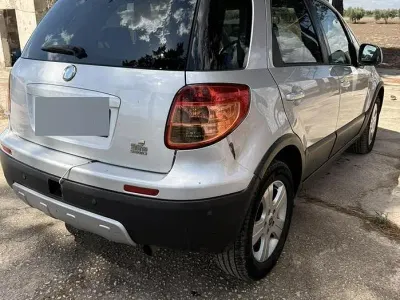 Usata Fiat Sedici 120 CV (88 kW) 2009 SUV