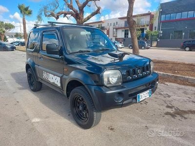 Usata Suzuki Jimny 80 CV (58 kW) 2003 Nero SUV
