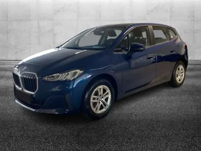 Usata BMW 218 Active Tourer 136 CV (100 kW) 2023 Blu/azzurro Monovolume