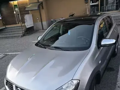 Usata Nissan Qashqai 106 CV (77 kW) 2011 Grigio SUV