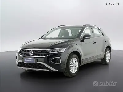 Usata VW T-Roc Life 150 CV (110 kW) 2025 Nero SUV