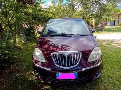 Usata Lancia Musa 69 CV (50 kW) 2008 Monovolume