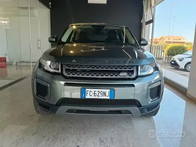 Usata Land Rover Range Rover evoque 150 CV (110 kW) 2017 Verde Berlina