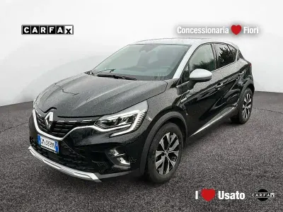 Usata Renault Captur Intens 101 CV (74 kW) 2023 Nero SUV