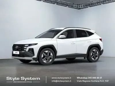 Nuova Hyundai Tucson 160 CV (117 kW) 2026 Atlas white SUV