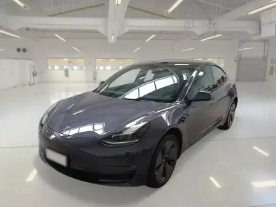 Usata Tesla Model 3 Long Range AWD 152 kW (208 CV) 2022 Berlina