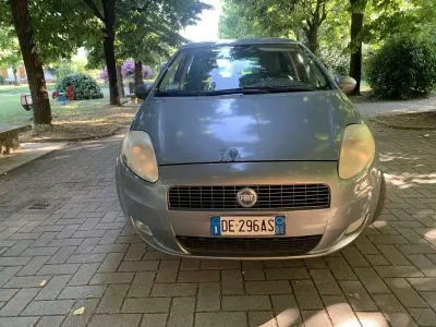 Usata Fiat Grande Punto Active 65 CV (47 kW) 2007 Utilitaria