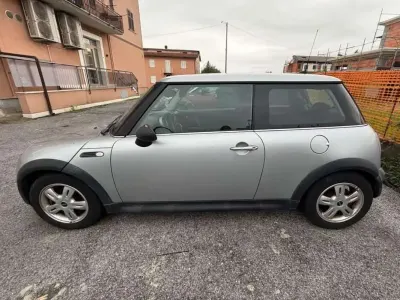 Usata Mini One D