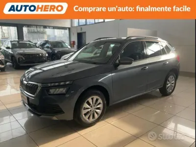 Käytetty Skoda Kamiq Ambition 110 HP (80 kW) 2021 Vihreä Katumaasturi