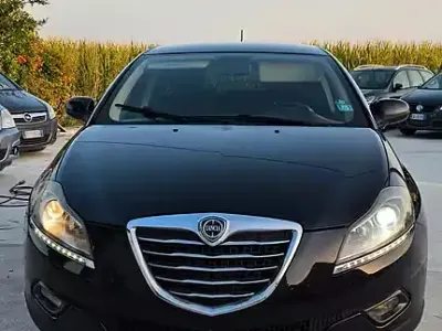 Usata Lancia Delta Silver 105 CV (77 kW) 2011 Nero Utilitaria