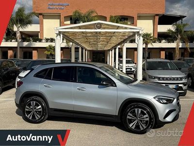 Usata Mercedes GLA180 Advanced 116 CV (85 kW) 2024 Grigio SUV