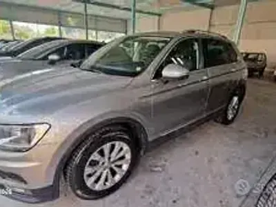 Usata VW Tiguan Style 116 CV (85 kW) 2017 Grigio SUV