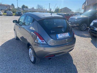 usata Lancia Ypsilon -- 1.2 69 CV 5p. Silver