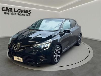 Usata Renault Clio V Intens 101 CV (74 kW) 2023 Nero Utilitaria