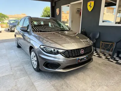 Usata Fiat Tipo Business 95 CV (69 kW) 2019 Grigio Station wagon