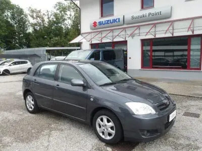Begagnad Toyota Corolla 90 HK (66 kW) 2006 Grå Sedan