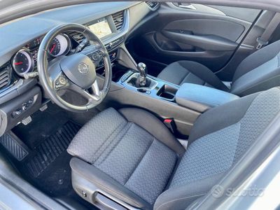 Usata Opel Insignia 136 CV (100 kW) 2019 Grigio Berlina