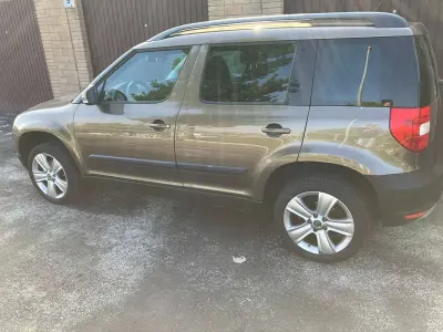 Usata Skoda Yeti Adventure 105 CV (77 kW) 2009 Beige SUV