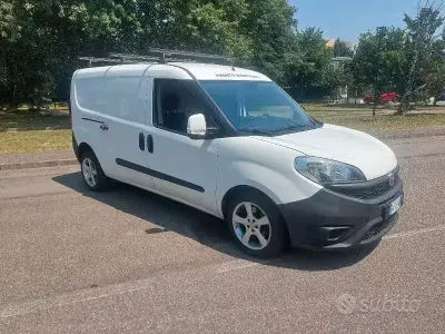 Usata Fiat Doblò 105 CV (77 kW) 2017 Bianco Monovolume