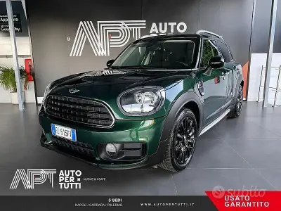 Usata Mini Cooper D Countryman Business 150 CV (110 kW) 2017 Verde SUV