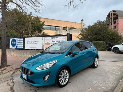 Usata Ford Fiesta Titanium 85 CV (62 kW) 2018 Blu Utilitaria