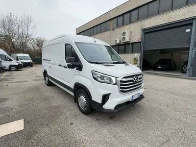 Maxus V90