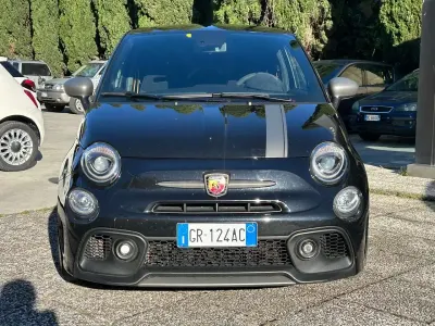 Usata Abarth 695 Competizione 179 CV (131 kW) 2023 Nero Utilitaria