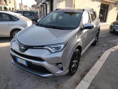 usata Toyota RAV4 Hybrid -