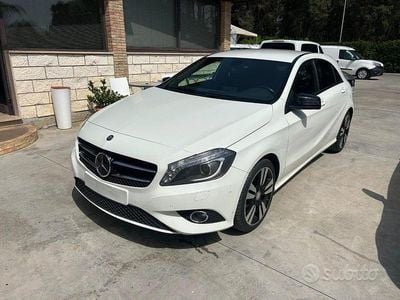 Usata Mercedes A200 136 CV (100 kW) 2015 Bianco Berlina